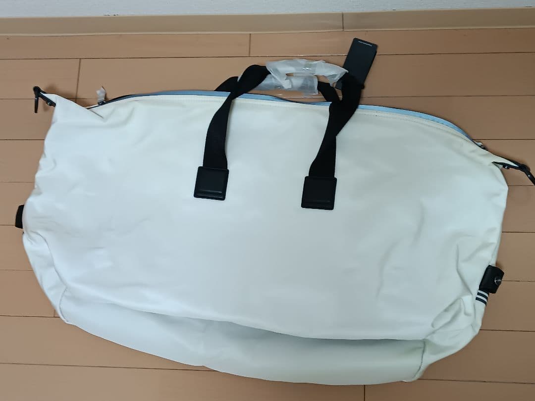 HUGO BOSS ボストンバッグ Holdall 未使用品