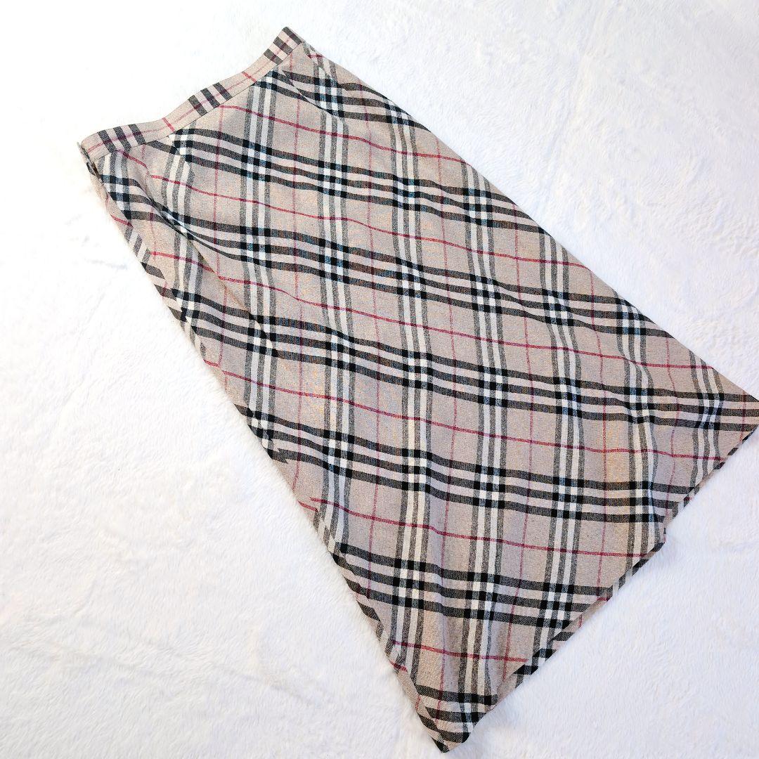 りつ　BURBERRY LONDON バーバリー ロングスカート