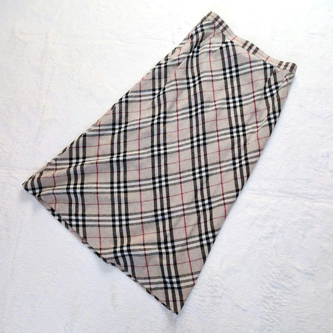 りつ　BURBERRY LONDON バーバリー ロングスカート