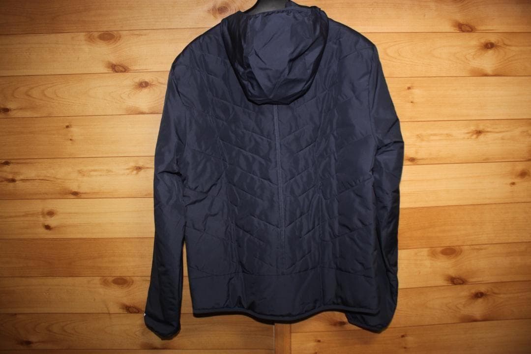ナイキNIKE　M紺中綿入りウインドブレーカーランニングジャケット　DD5645