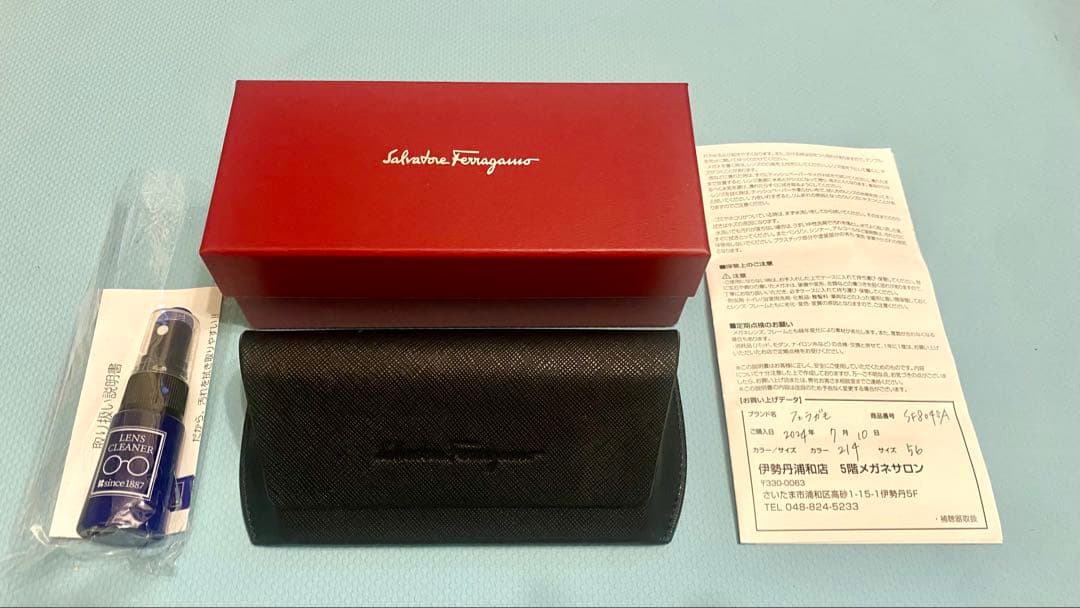 Ferragamo ダークブラウン サングラス