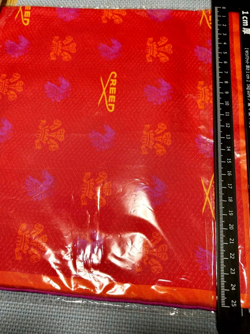 【正規品】CREED クリードロイヤルウード、オマケ：シルクスカーフ