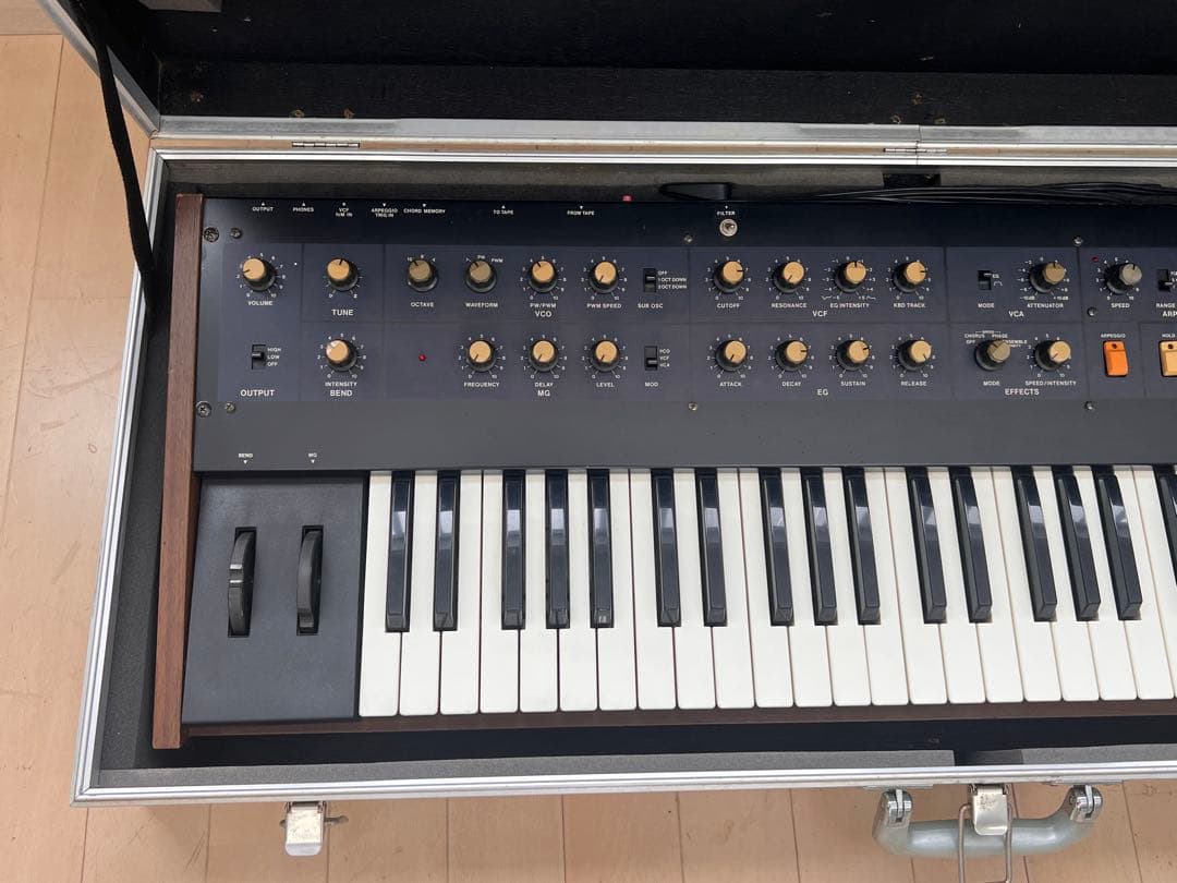 KORG PolySix MIDI 搭載　ケース付き