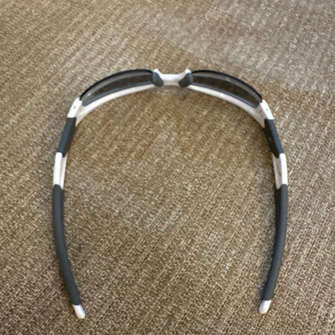 Oakley スポーツサングラス ホワイト/グレー