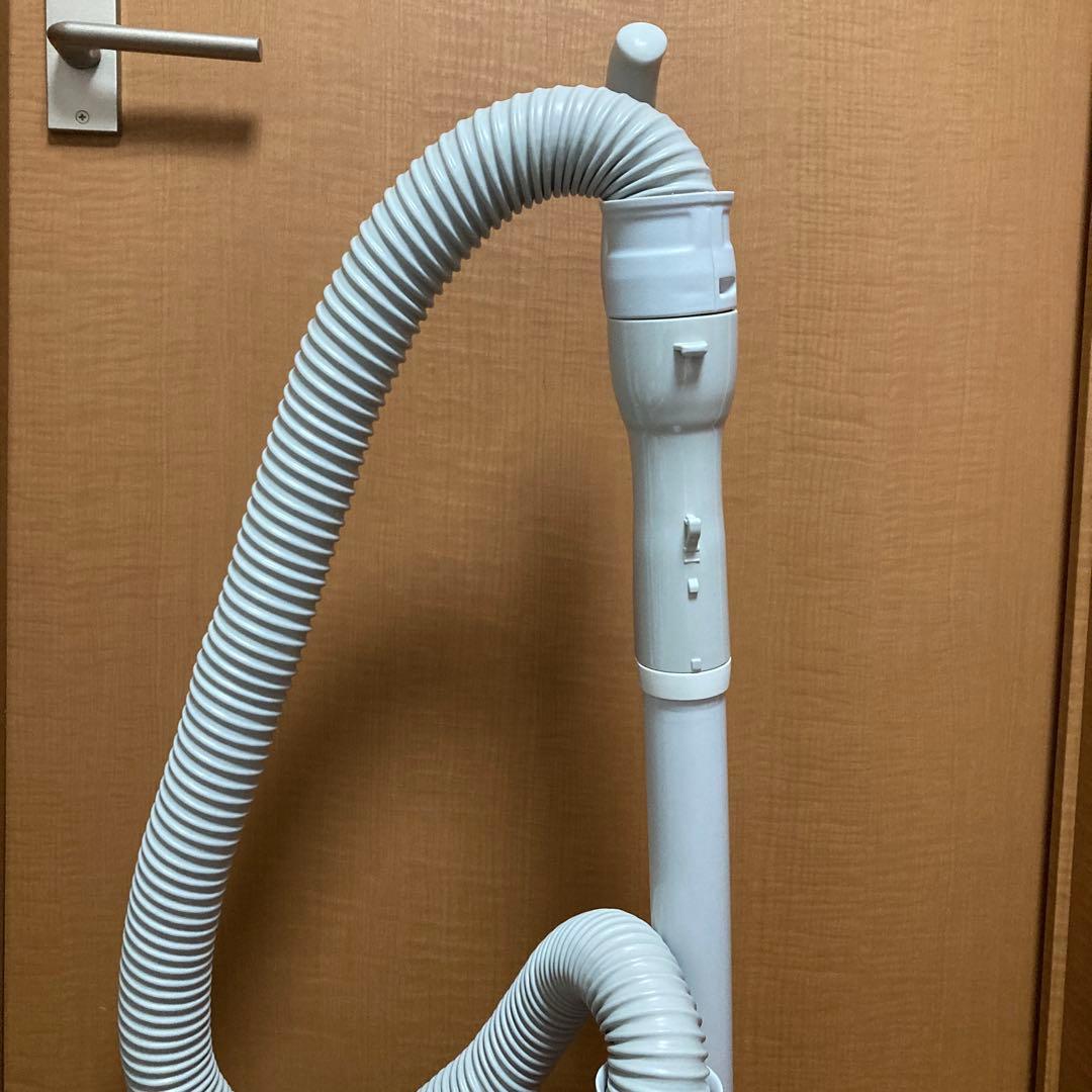 美品　Panasonic 電気掃除機　MC-SK17A-R