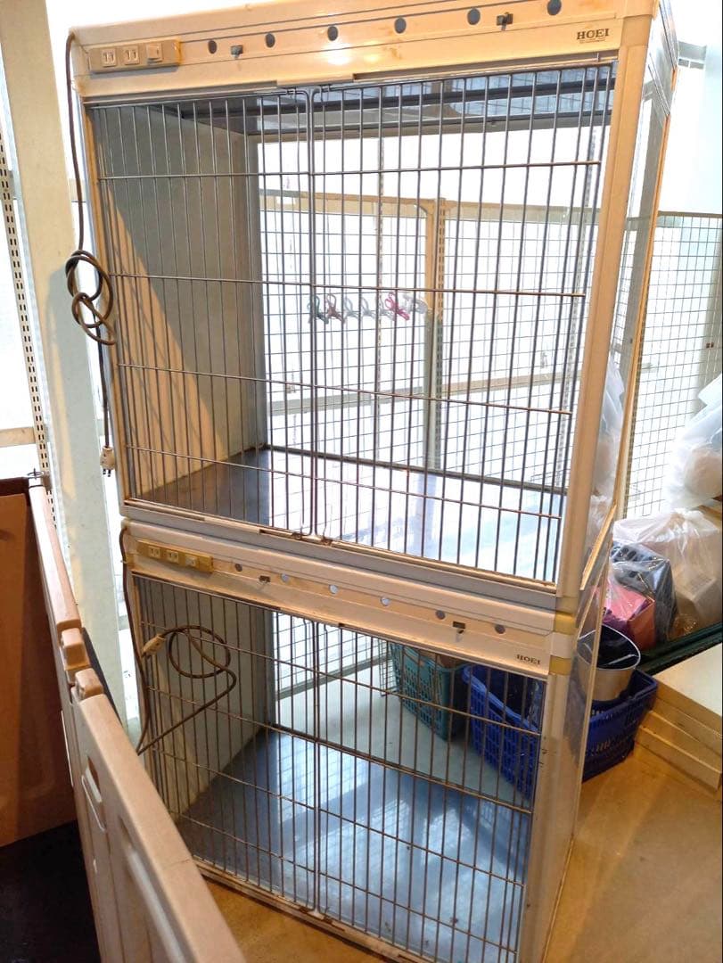 【最終値下げ】業務用犬舎②ホワイト