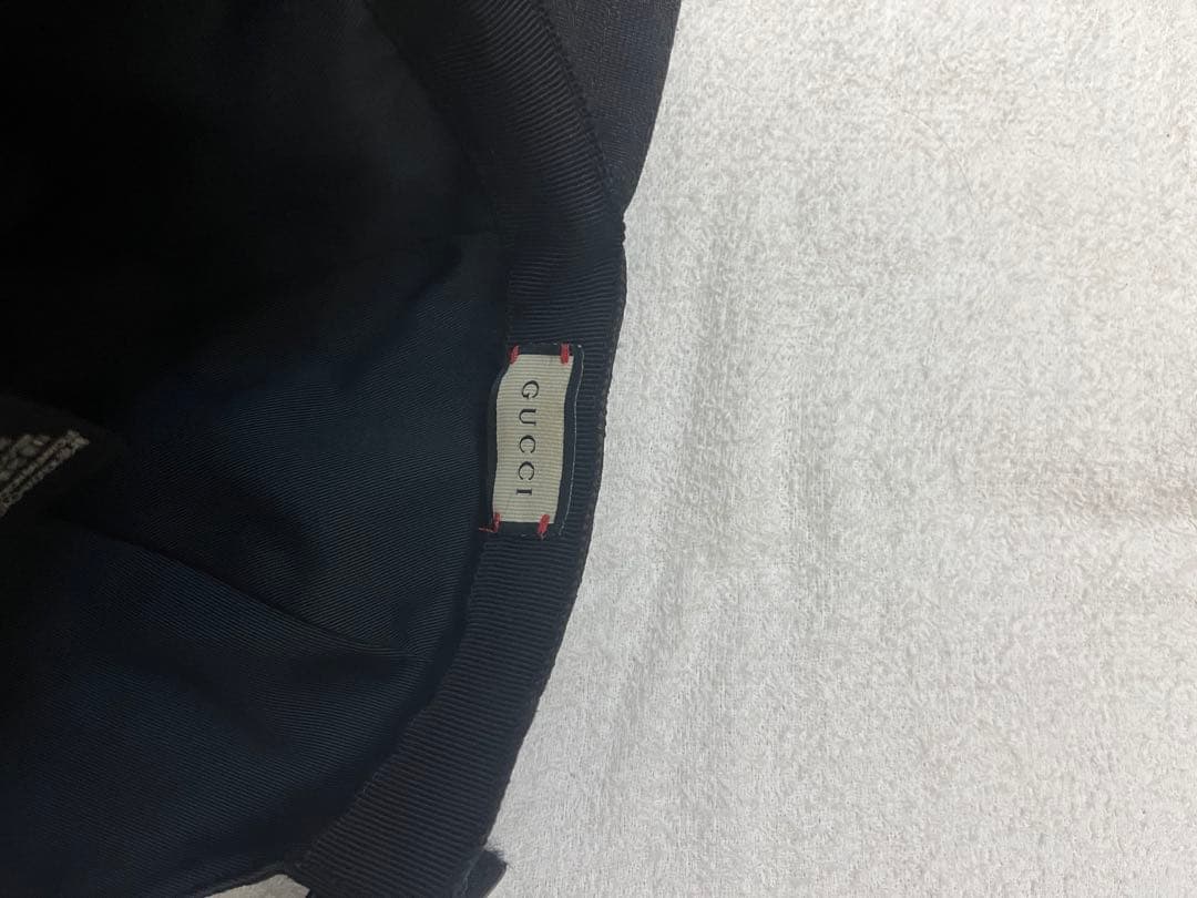 ［美品］Gucci ブラック GGパターン キャップ