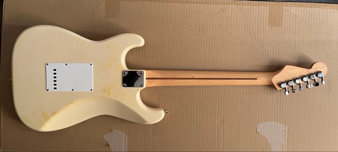 t*6様 Fender Japan Stratocaster フジゲン製　Oシリ