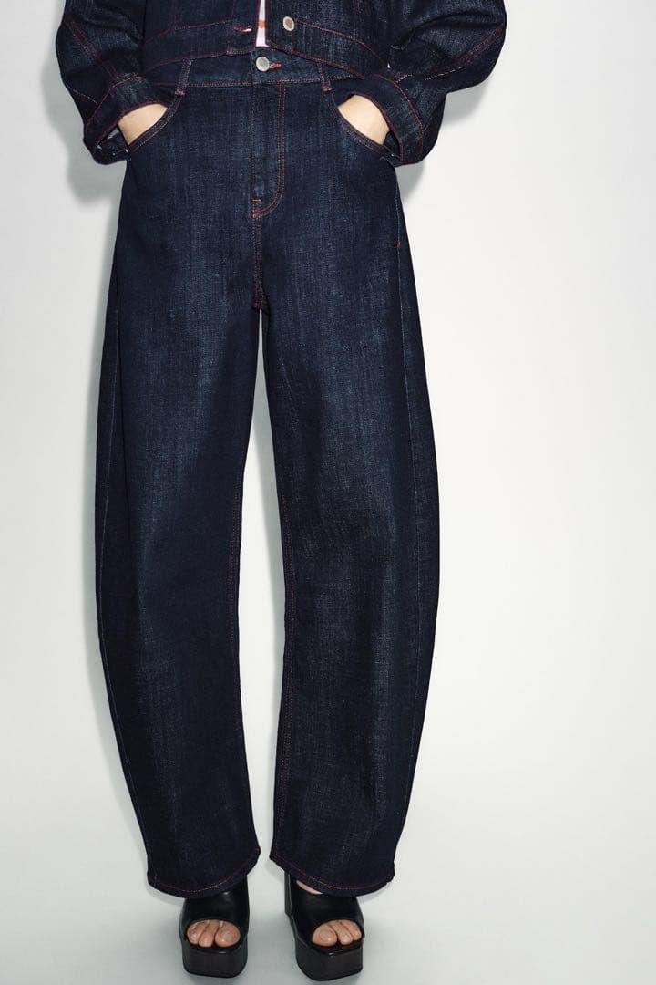 完売品 ZARA Z1975ハイウエストバレルフィットデニムパンツ EU42