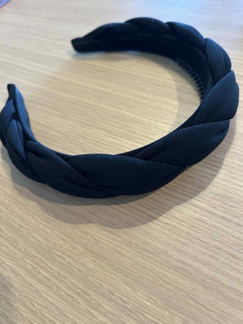 アレクサンドル　ドゥ　パリのカチューシャ