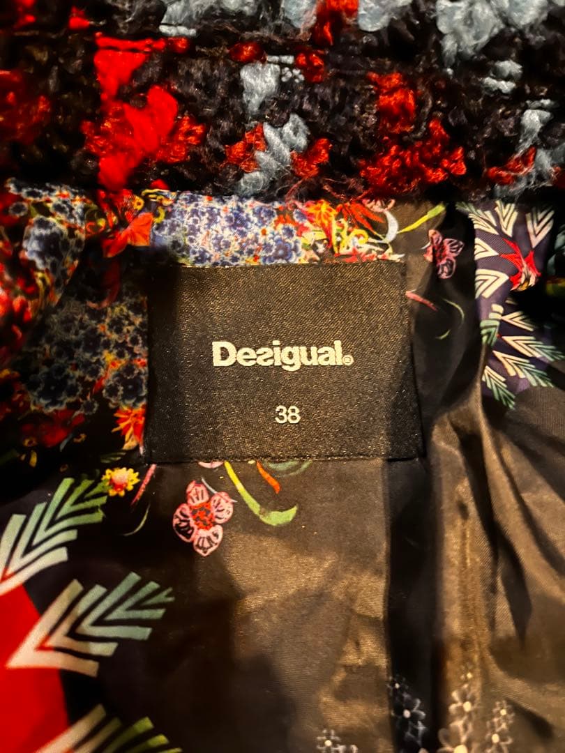 Desigual アウター