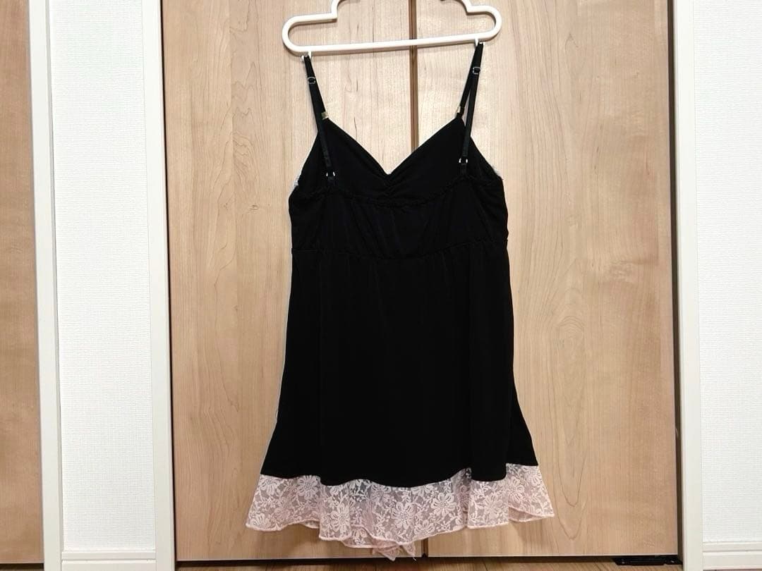GOLDS♡ビジューバックル付き♡ラッフルフリルレース♡キャミトップス♡黒ピンク