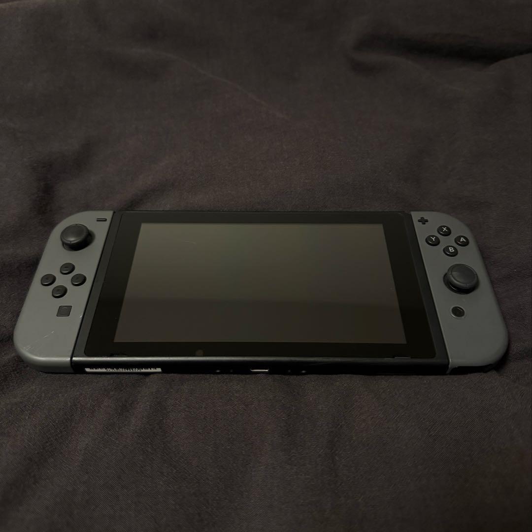 Nintendo Switch gray + どうぶつの森 + マリオカート8