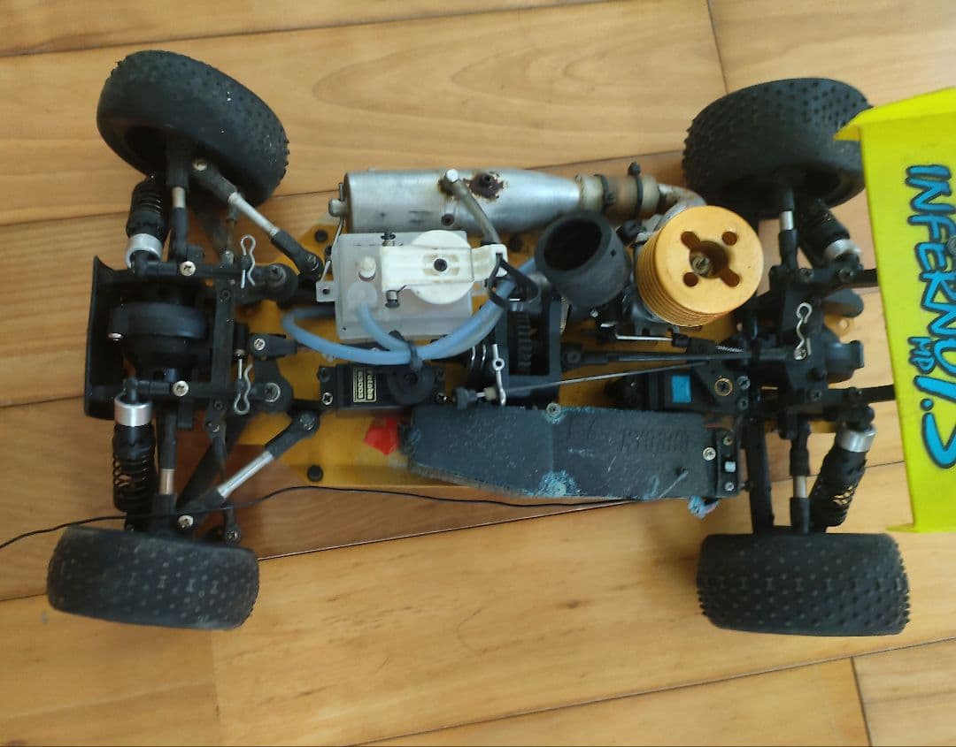 u*f様 KYOSHO Inferno TR15 ホビーラジコンカー
