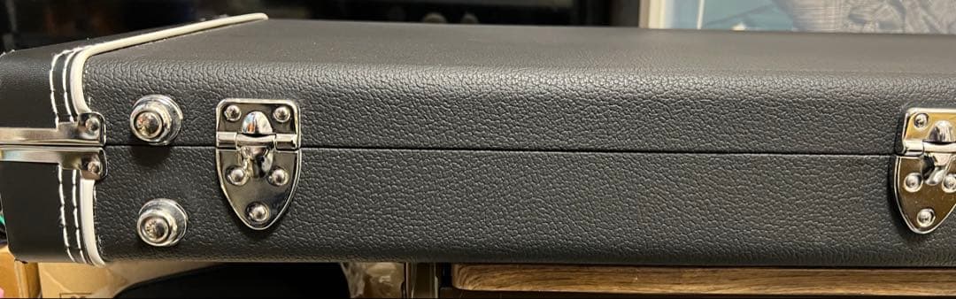 即発送 Fender bass用　純正ハードケース 鍵付き