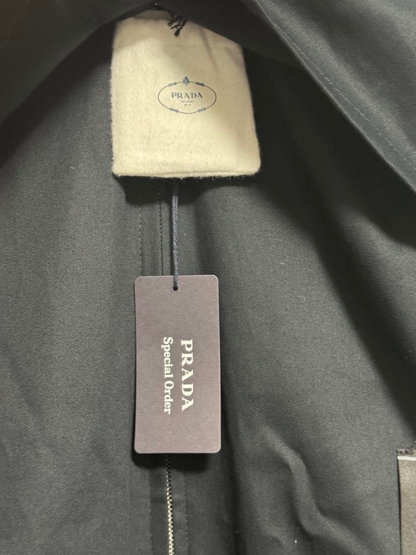 本日限定値下げ。レア◎PRADA オールドギャバジン ブルゾンジャケット