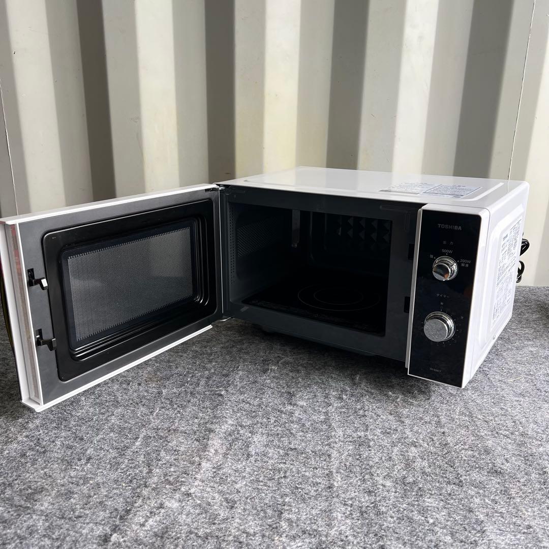D90最新モデル✨　東芝　電子レンジ　ホワイト　フラット　新生活応援✨