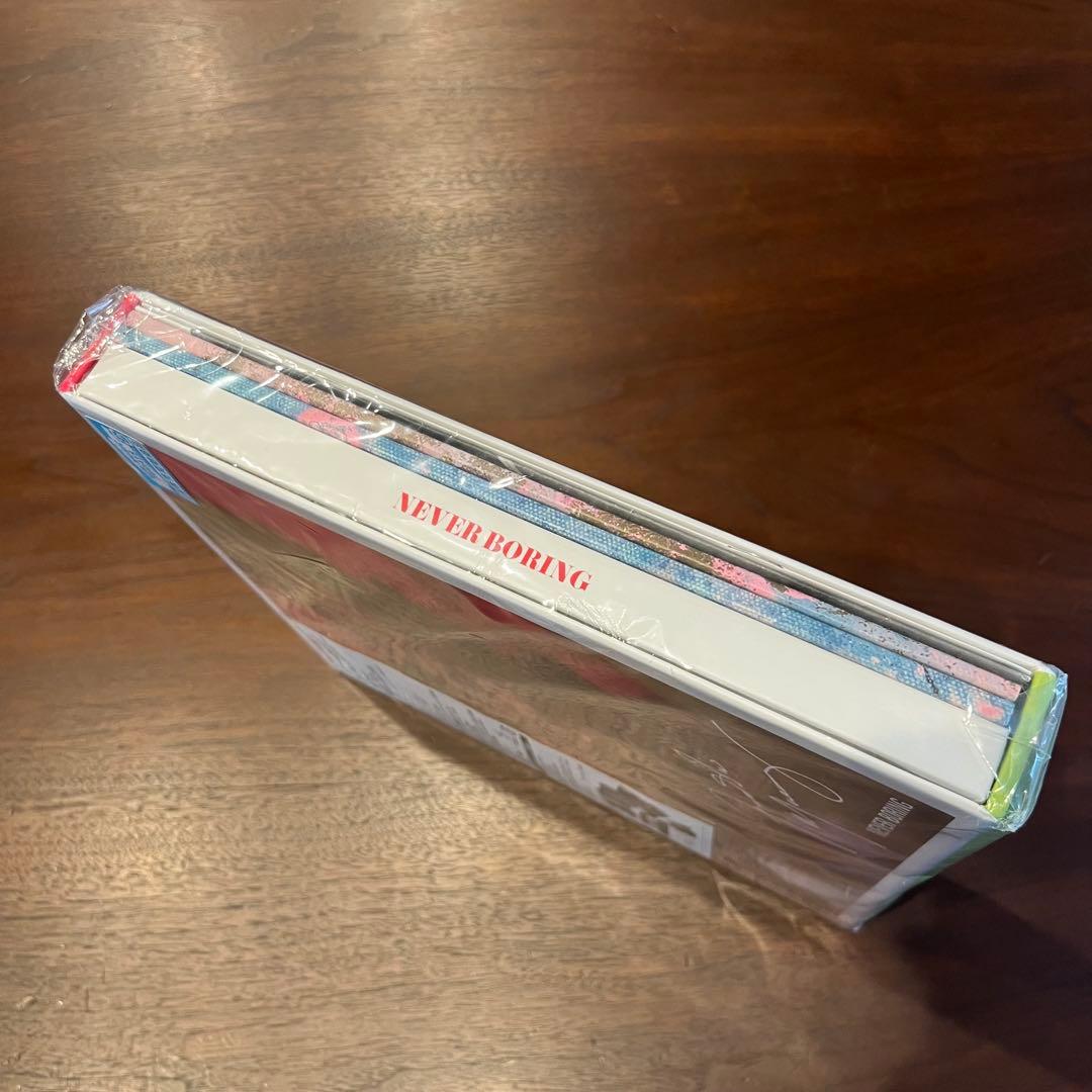 NEVER BORING フレディマーキュリー　3CD+DVD+Blu-ray