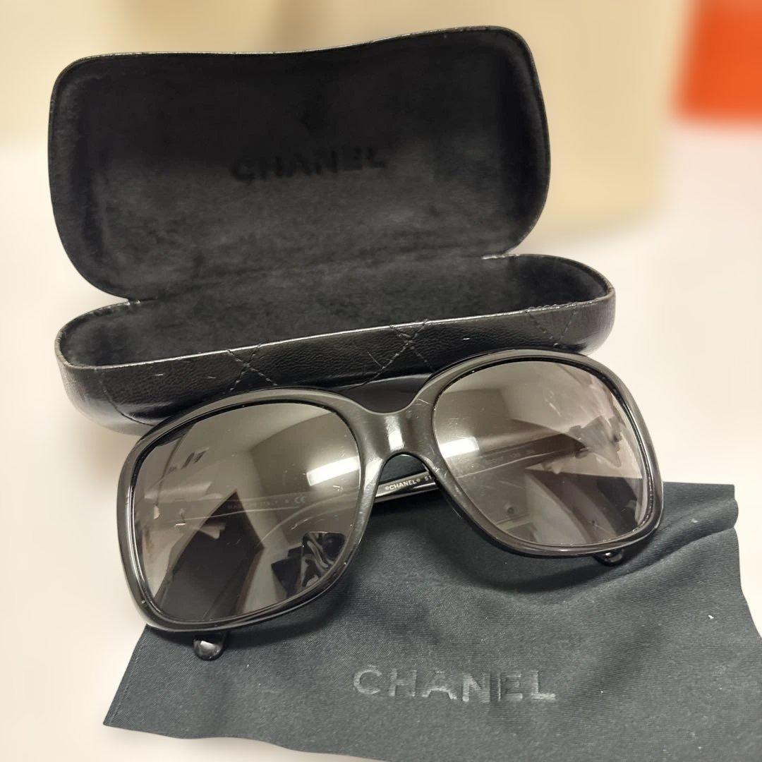 CHANEL オーバーサイズ サングラス ケース付き