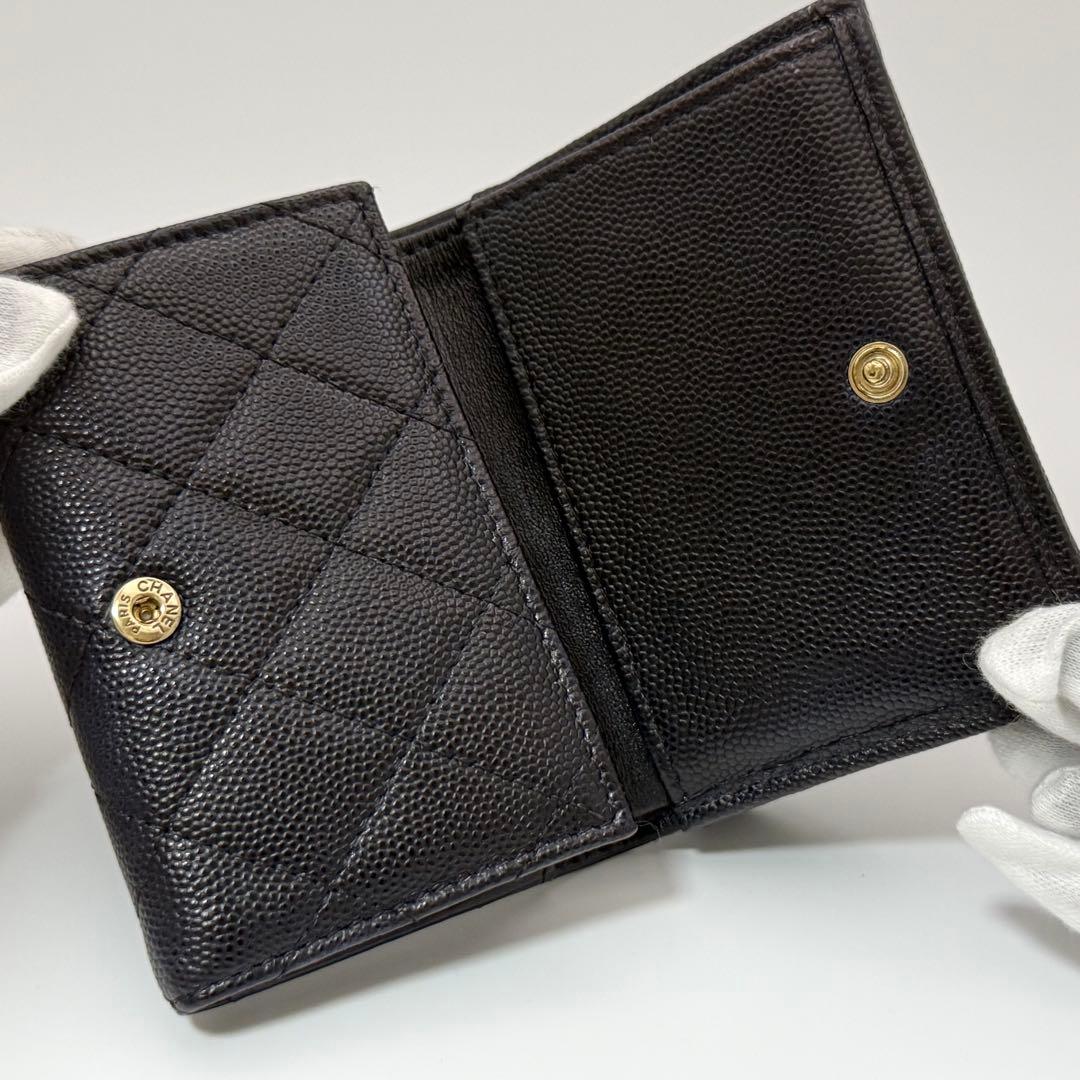 【美品】シャネル　CHANEL キャビアスキン　マトラッセ　三つ折り　財布