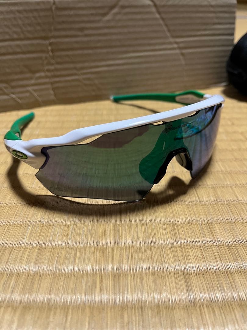 Oakley レーダーEV