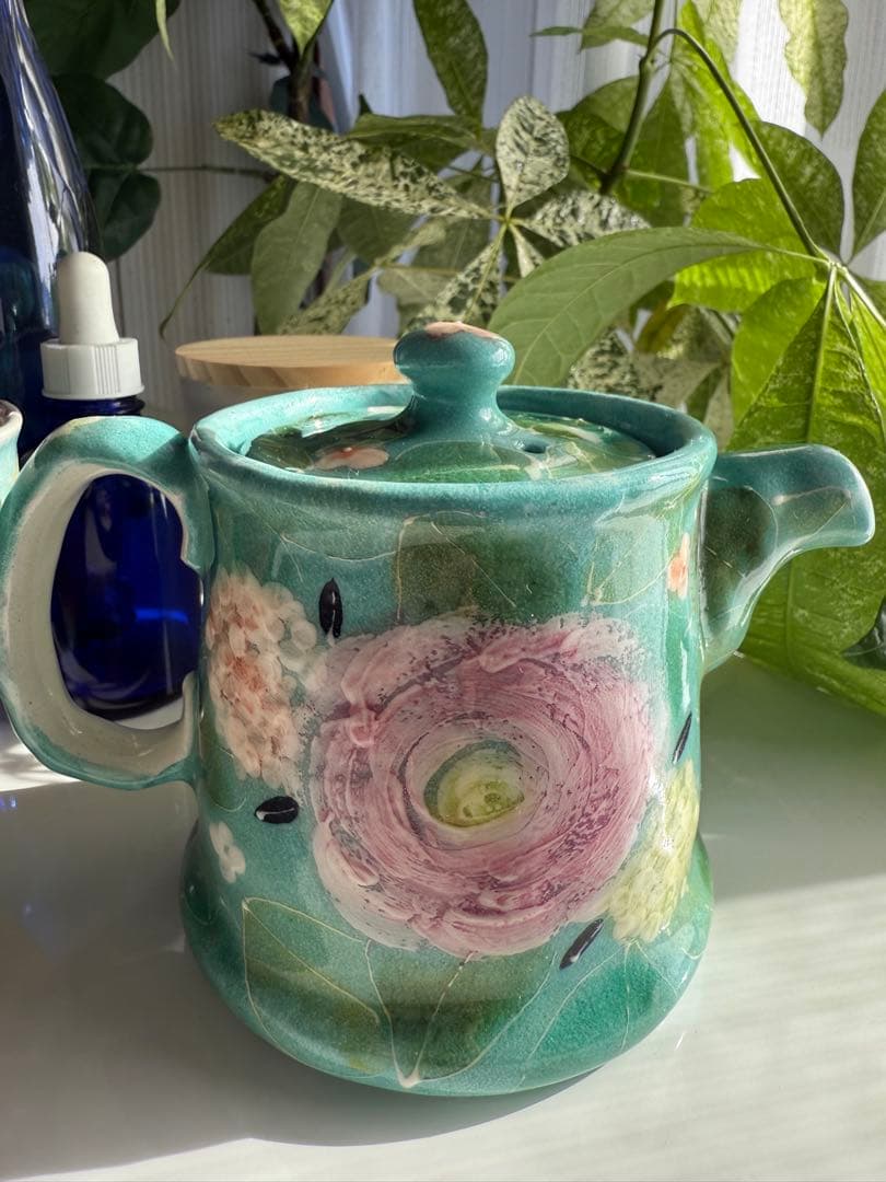 工房ゆずりは　花柄陶器ポット