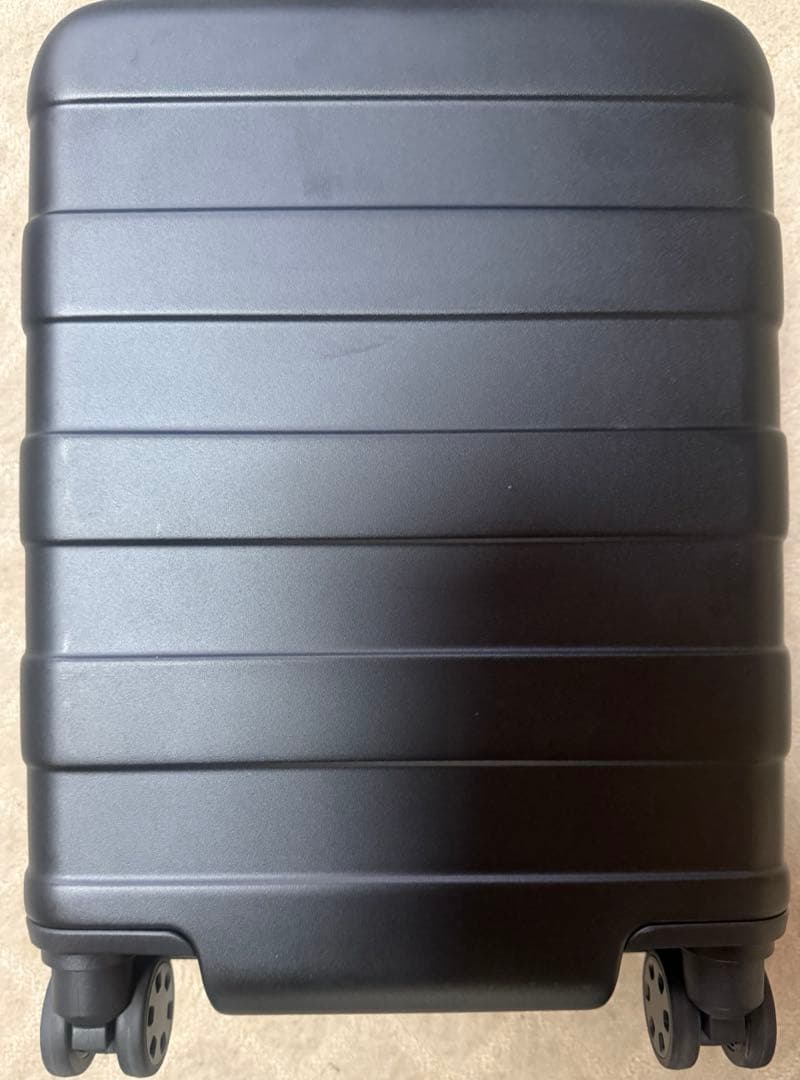 【無印良品】ブラックハードキャリーケースSSサイズ