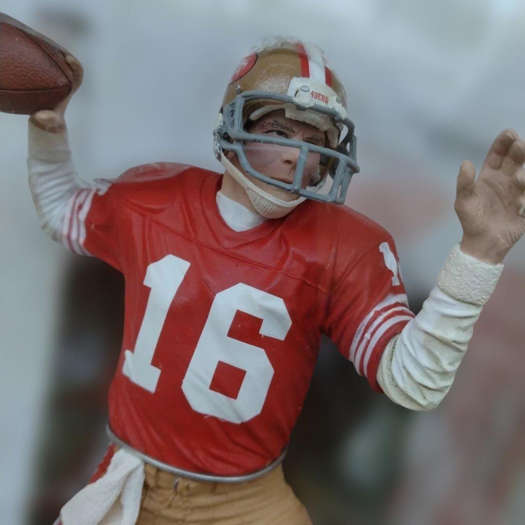 (未開封品)マクファーレンNFL ジョー・モンタナ フィギュア 2体セット