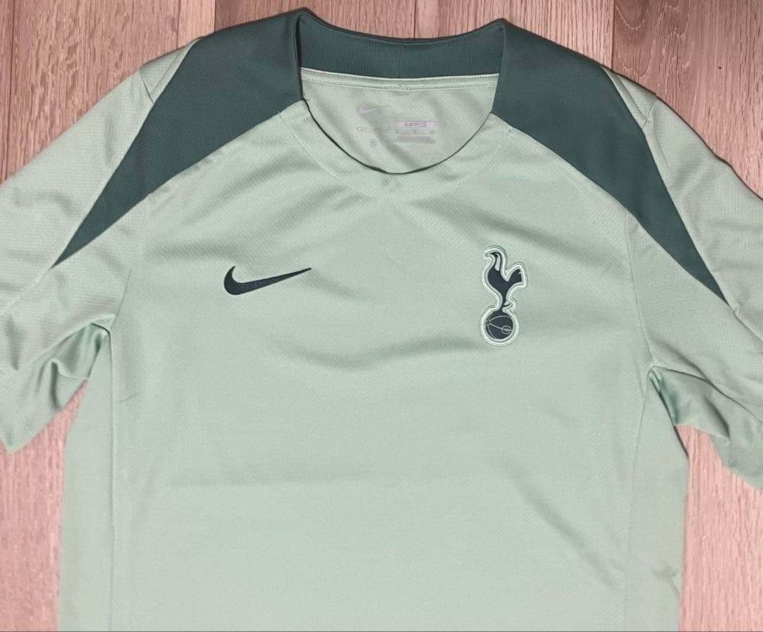 NIKE トッテナム　トレーニングシャツ　プレマッチシャツ　新品　国内M相当