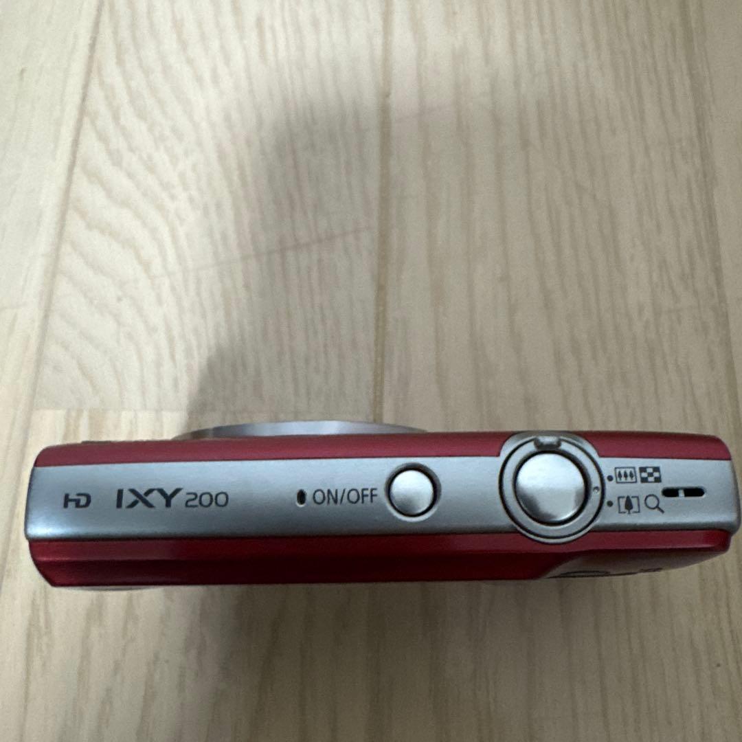 Canon IXY200 デジタルカメラ　レッド