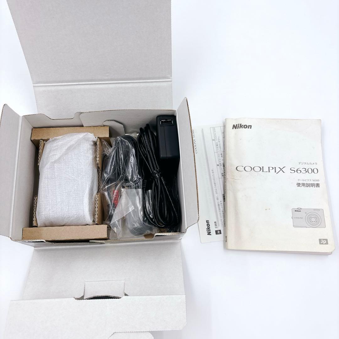 極美品 Nikon ニコン COOLPIX S6300 シルバー デジカメ