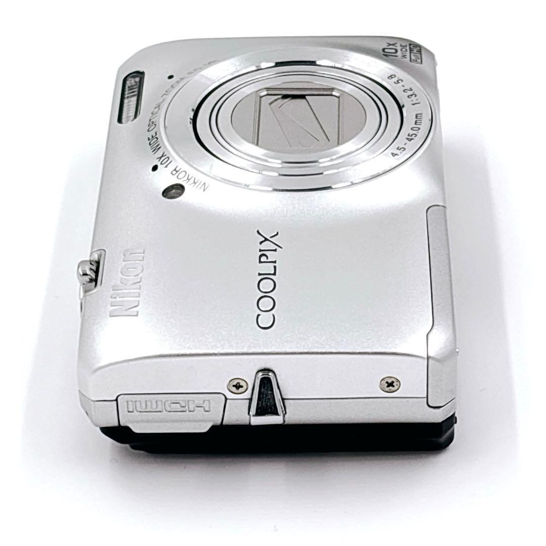 極美品 Nikon ニコン COOLPIX S6300 シルバー デジカメ