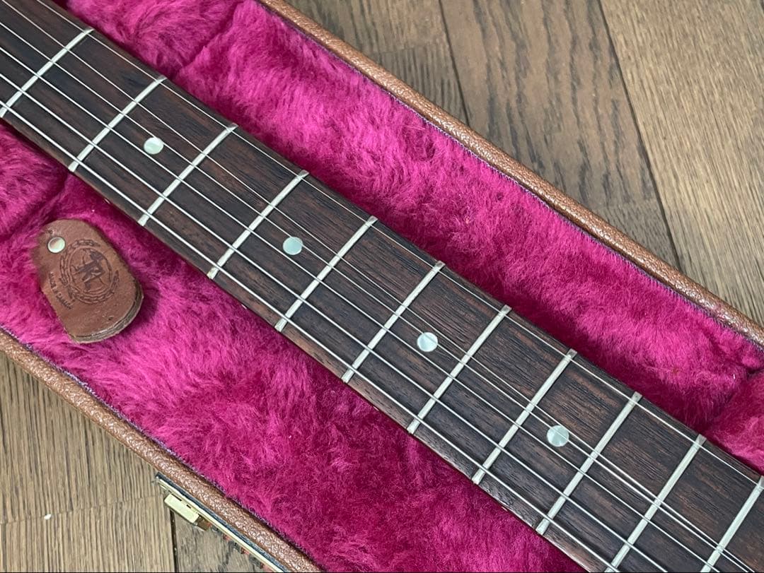 2001年製 Gibson ES-135 ブラック ビグスビー搭載