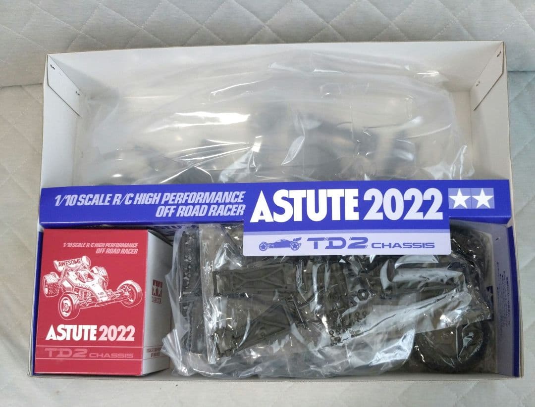 タミヤ ASTUTE 2022 TD2 キット OPパーツ付き