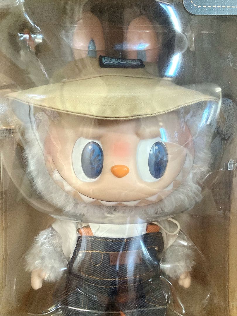 【新品未開封】ラブブ　POP MART FALL IN WILD ぬいぐるみ