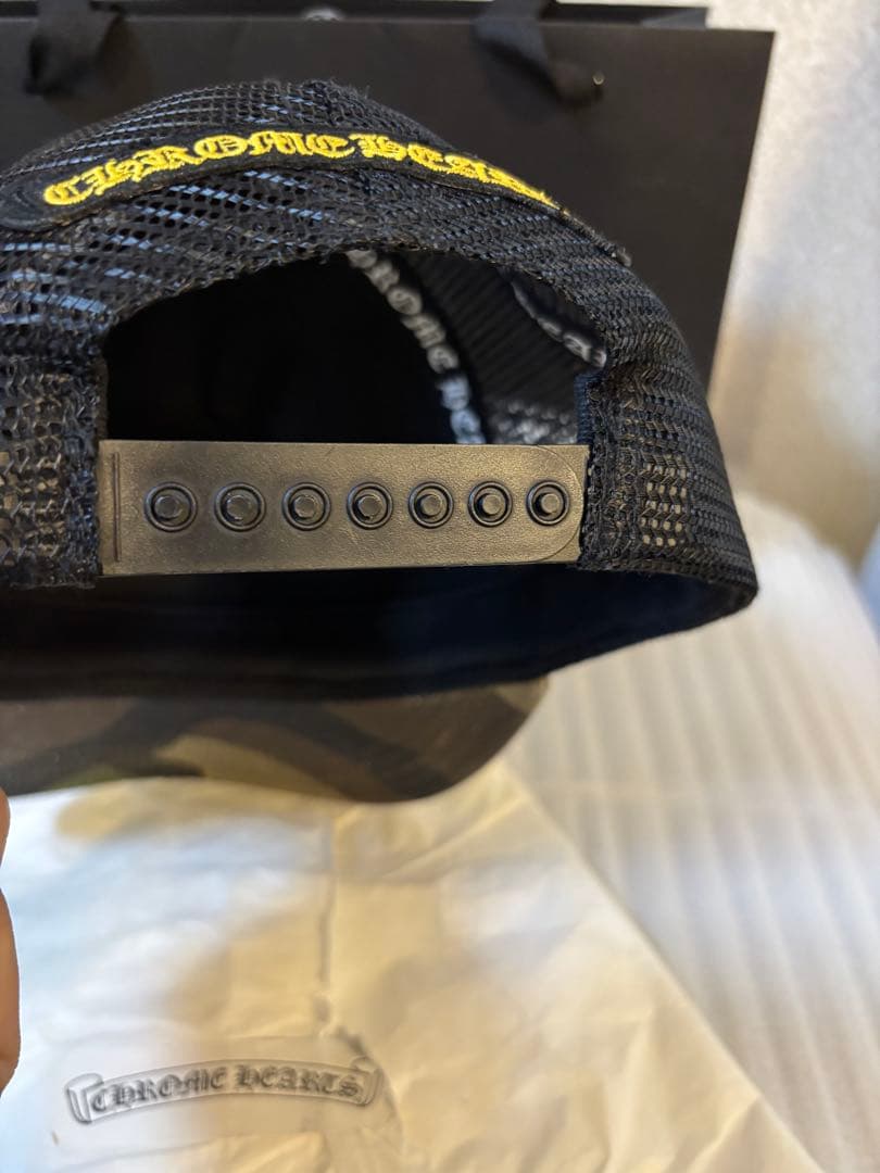 【美品】クロムハーツキャップYellow CH Plus Trucker Cap