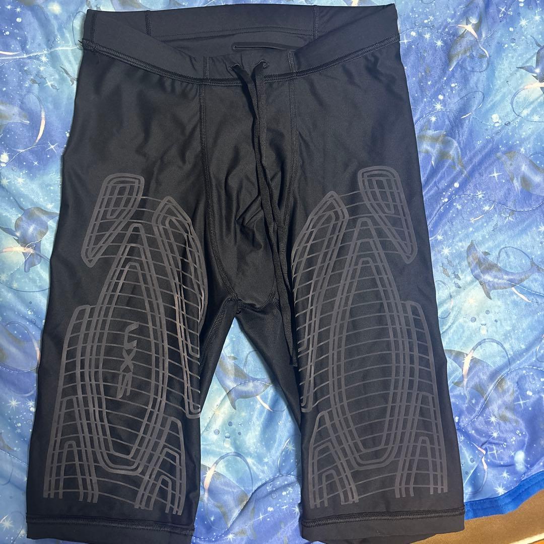2XU スポーツタイツ ブラック ゴールド