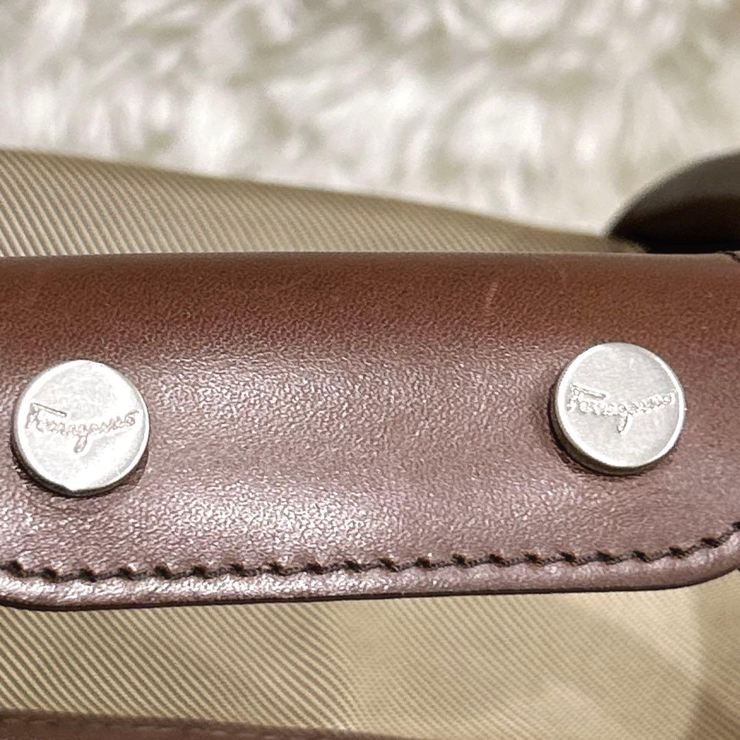 Salvatore Ferragamo フェラガモ ボストンバッグ レザー大容量