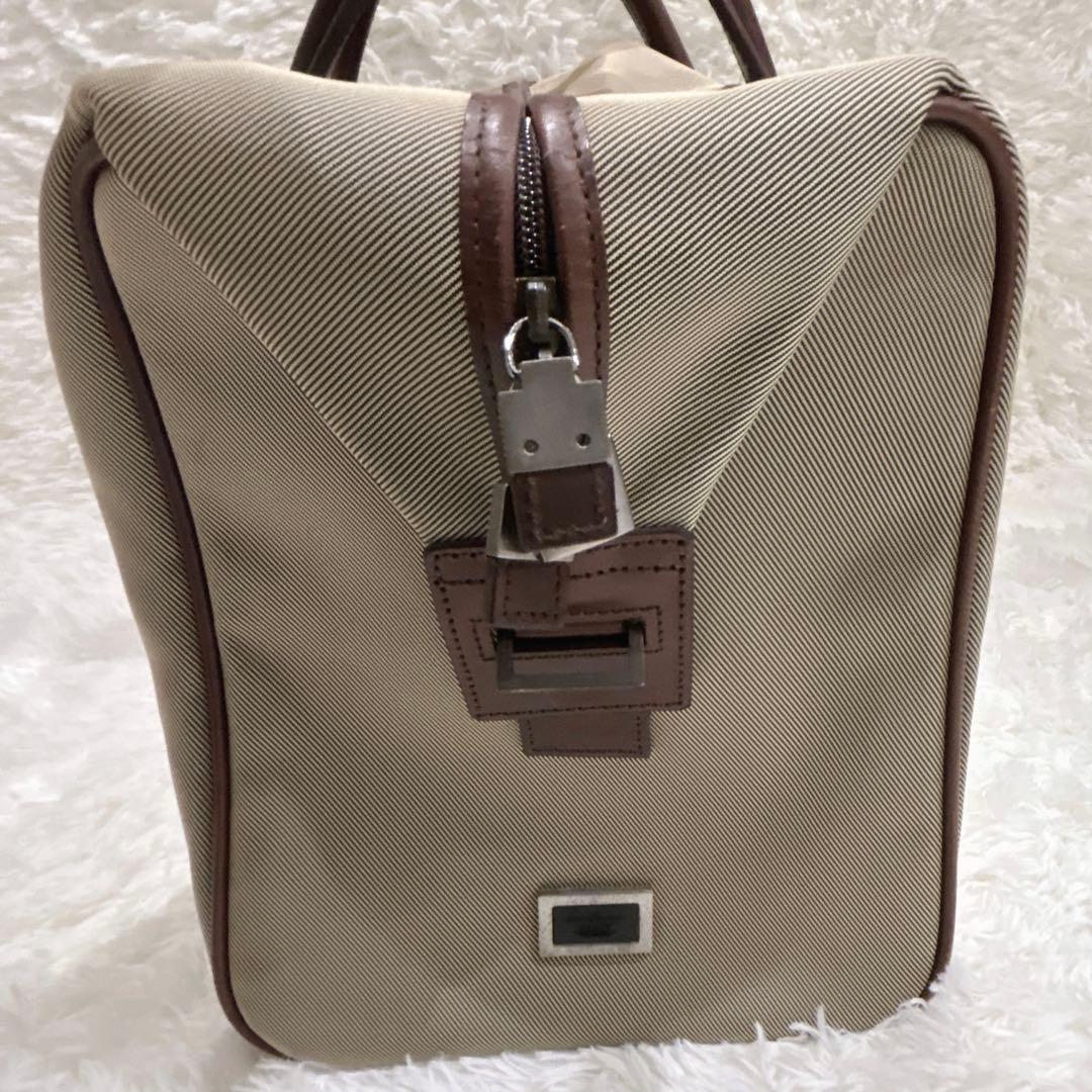 Salvatore Ferragamo フェラガモ ボストンバッグ レザー大容量