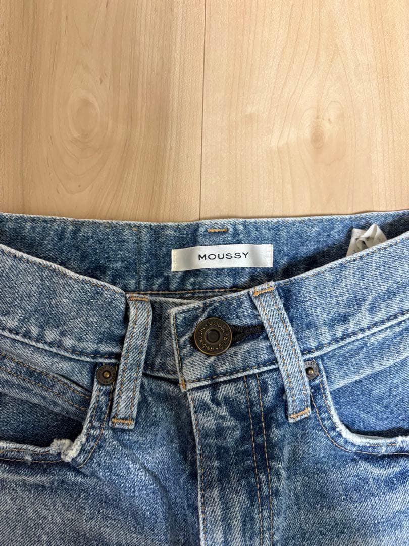 MOUSSY MVSフレアデニム ライトブルー　23インチ