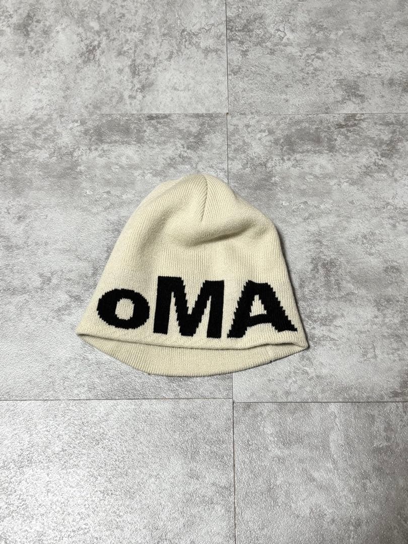 oMA DESIGN STUDIOS LOGO SKULL CAP ビーニー