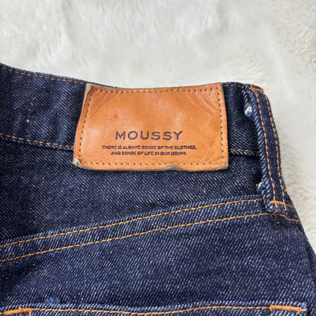 美品 MOUSSY MVS FLARE ブーツカット フレアデニム 25 M
