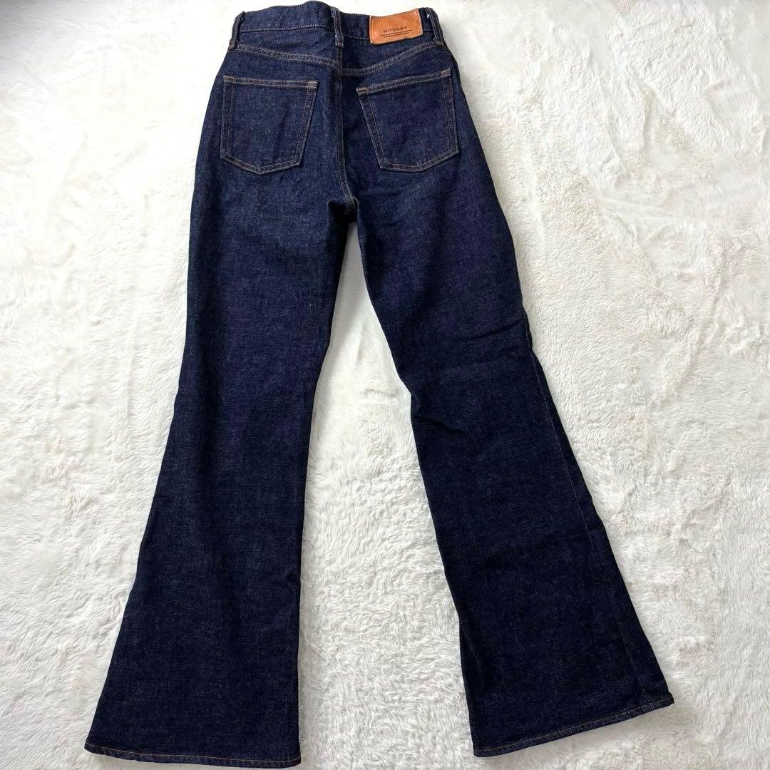 美品 MOUSSY MVS FLARE ブーツカット フレアデニム 25 M