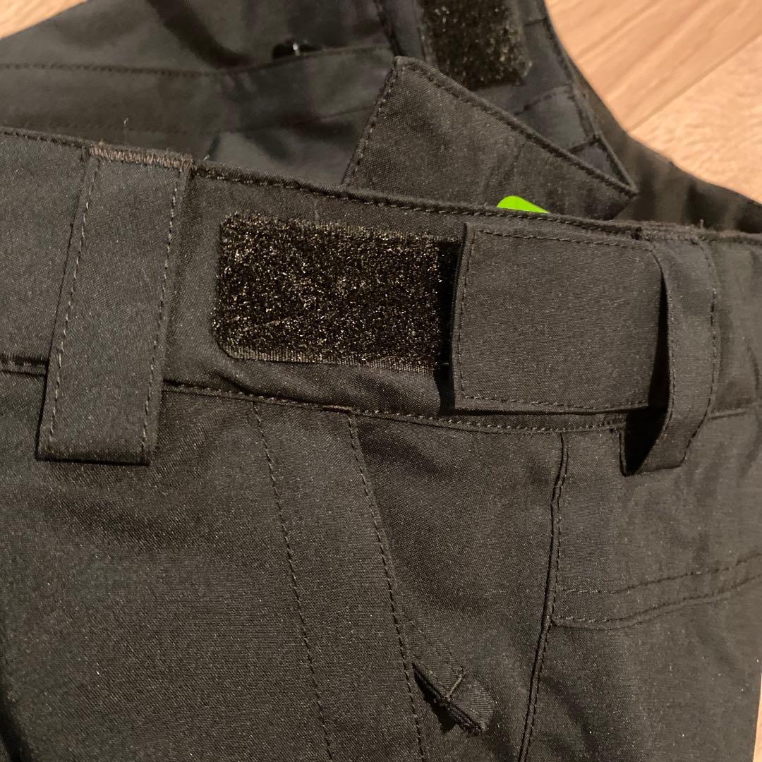 Quiksilver ブラック スノーボードパンツ　子供用　150cm