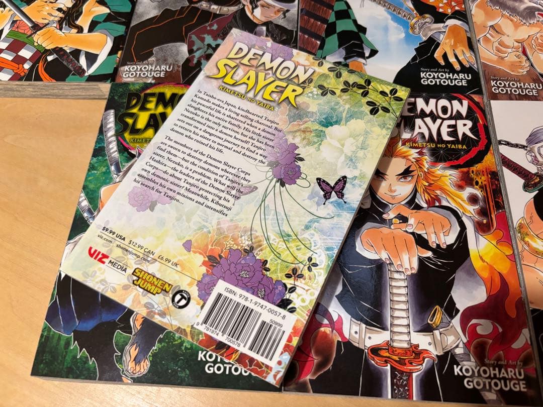 鬼滅の刃 全巻セット 1-23巻&英語版1０巻