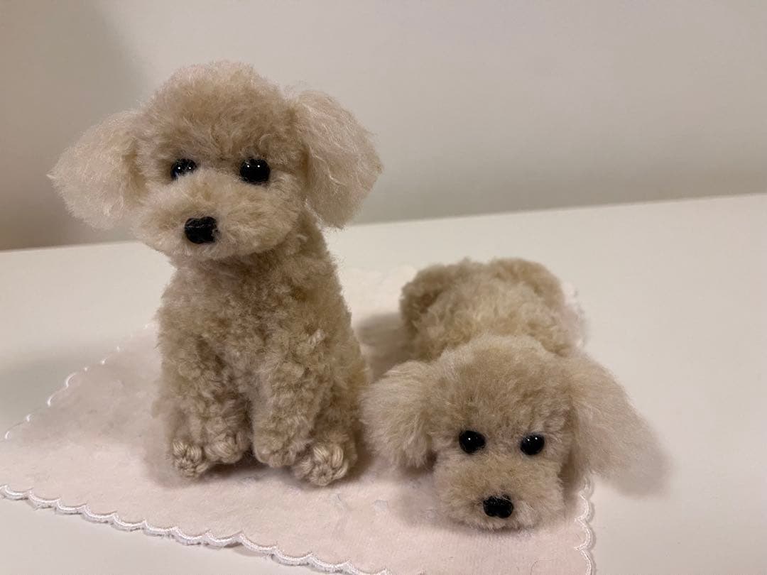 うさぎ トイプードル編みぐるみ（植毛）犬【伏せ】【お座り】アプリコット