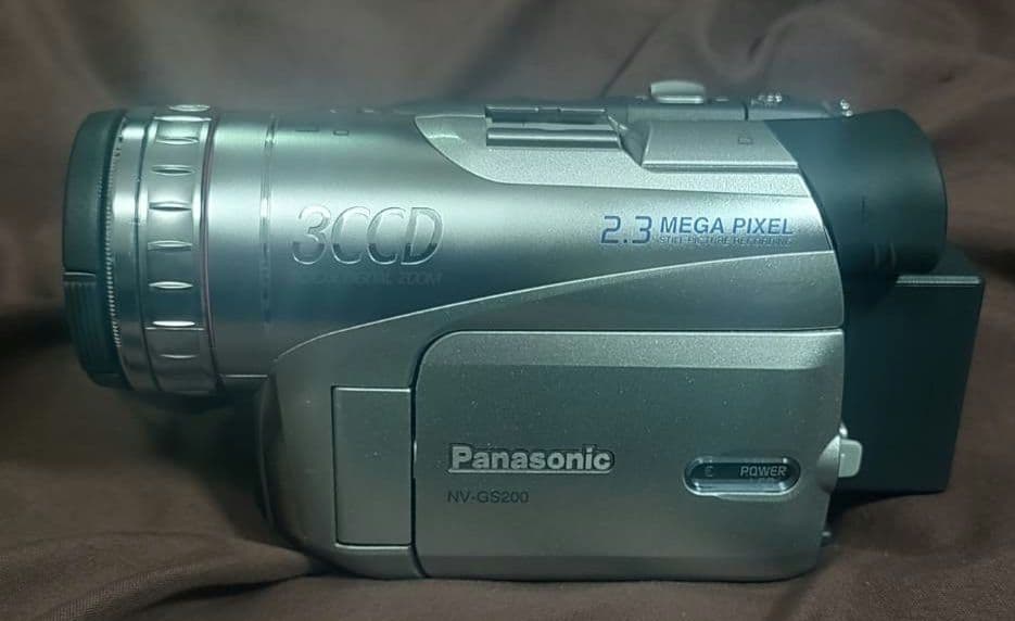 Panasonic 　miniDVビデオカメラ　NV-GS200　中古