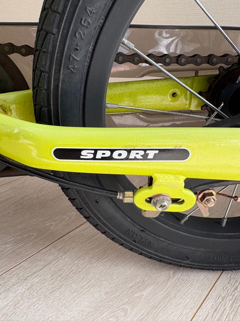 希少　ストライダー　14x イエロー ブレーキ　ペダル付き STRIDER
