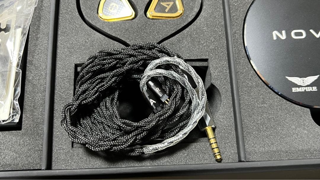 Tomo極美品 Astell&Kern Empire Ears NOVUS