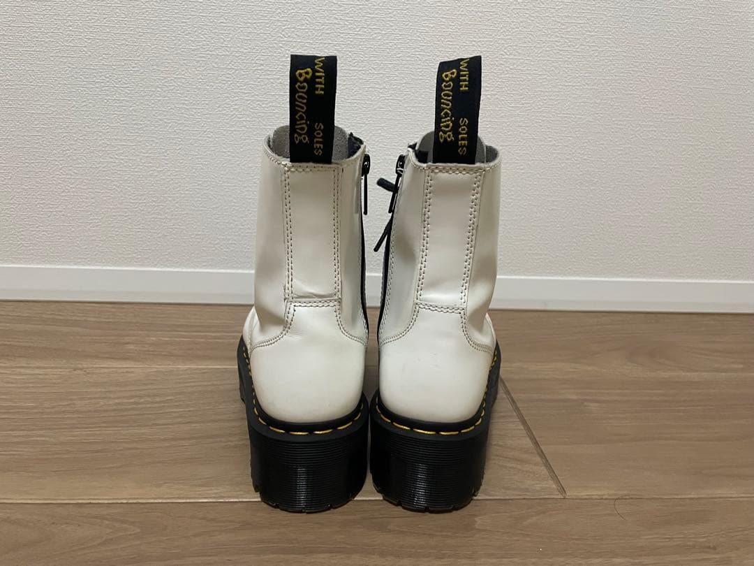 Dr.Martens ホワイト8ホール EＵ38